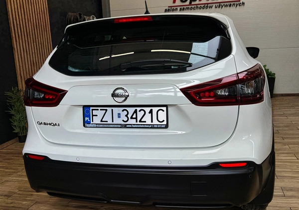Nissan Qashqai cena 69900 przebieg: 82000, rok produkcji 2020 z Chrzanów małe 667
